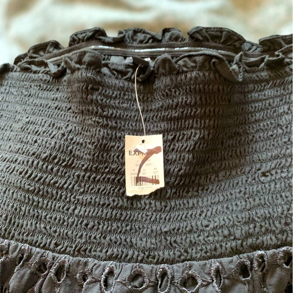 Express smocked strapless top NWT - Picture 6 of 9